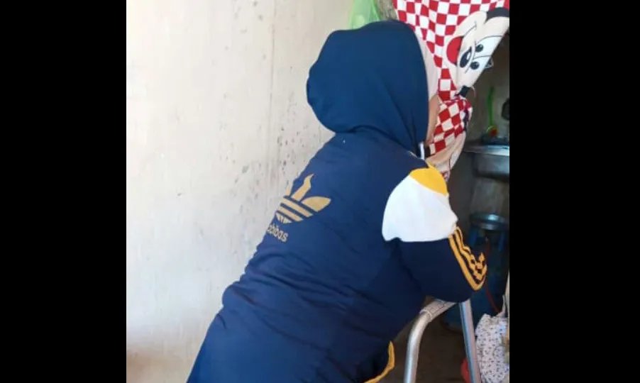 كفاية حسو: شابة سورية تواجه المرض والتهميش وحيدة في ظل ظروف معيشية قاسية