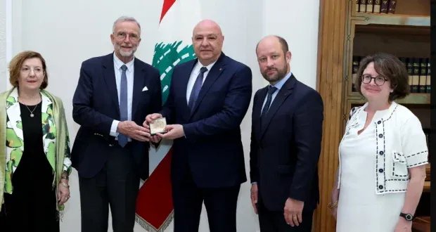 الرئيس عون يؤكد لوفد فرنسي: الدولة اللبنانية وحدها المسؤولة عن حماية الحدود