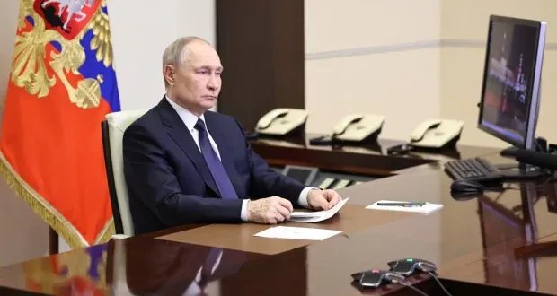 الكرملين يفاجئ العالم: بوتين يعلن هدنة مؤقتة في أوكرانيا احتفالاً بيوم النصر