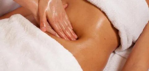 زيت الزيتون والإمساك: هل تدليك السرة حل سحري أم وهم؟ كل ما تحتاج معرفته