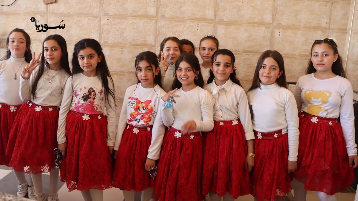 أعزاز تحتفل بيوم الأرض بمعرض فني يبرز دور المجتمع في حماية البيئة