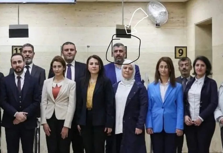 غضب واستياء: قنصل الأسد المتهم بجرائم قمع الطلاب يبقى في منصبه بإسطنبول!