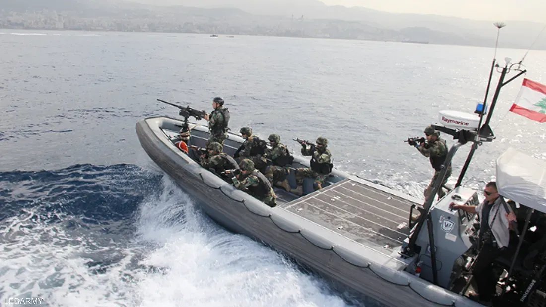 الجيش اللبناني يوقف مهربي بشر ويحبط تهريب 27 سورياً عبر البحر