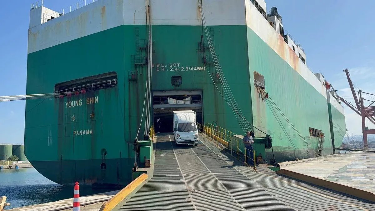 مرفأ طرطوس يستقبل أول شحنة سيارات منذ سنوات: دفعة قوية للاقتصاد السوري