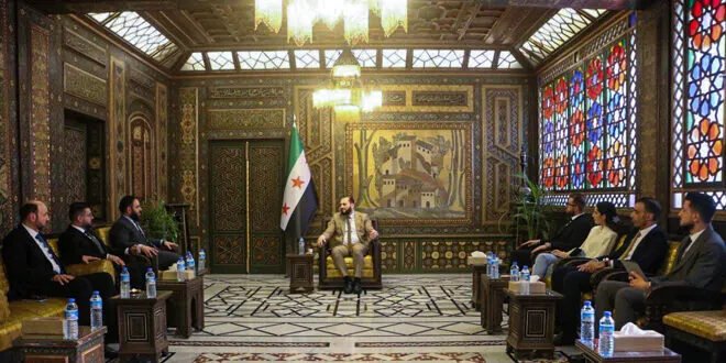 محافظ دمشق يستقبل وفداً من الجالية السورية في السويد لبحث التعاون ودعم المشاريع التنموية