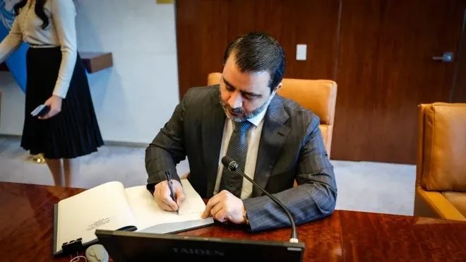 وزير الخارجية السوري يبحث مع الأمم المتحدة رفع العقوبات وإعادة الإعمار