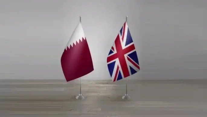 قطر وبريطانيا تتفقان على خطة مشتركة لدعم إعادة إعمار سوريا وتعزيز الاستقرار