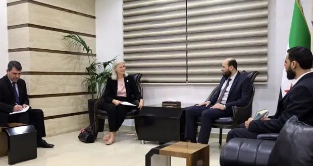 وزير الطاقة يبحث مع برنامج الأغذية العالمي تعزيز التعاون لدعم الجهود الإنسانية في سوريا