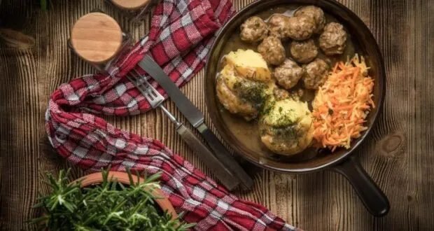 وصفة شهية ومغذية: طريقة عمل كفتة البطاطا بالفرن خطوة بخطوة