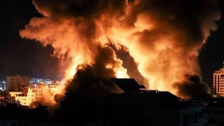 تصعيد في اليمن: غارات أمريكية مكثفة تستهدف مواقع الحوثيين في صنعاء ومحيطها