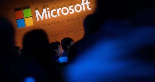 مايكروسوفت: الذكاء الاصطناعي يقود ثورة الشركات الرائدة بحلول 2025