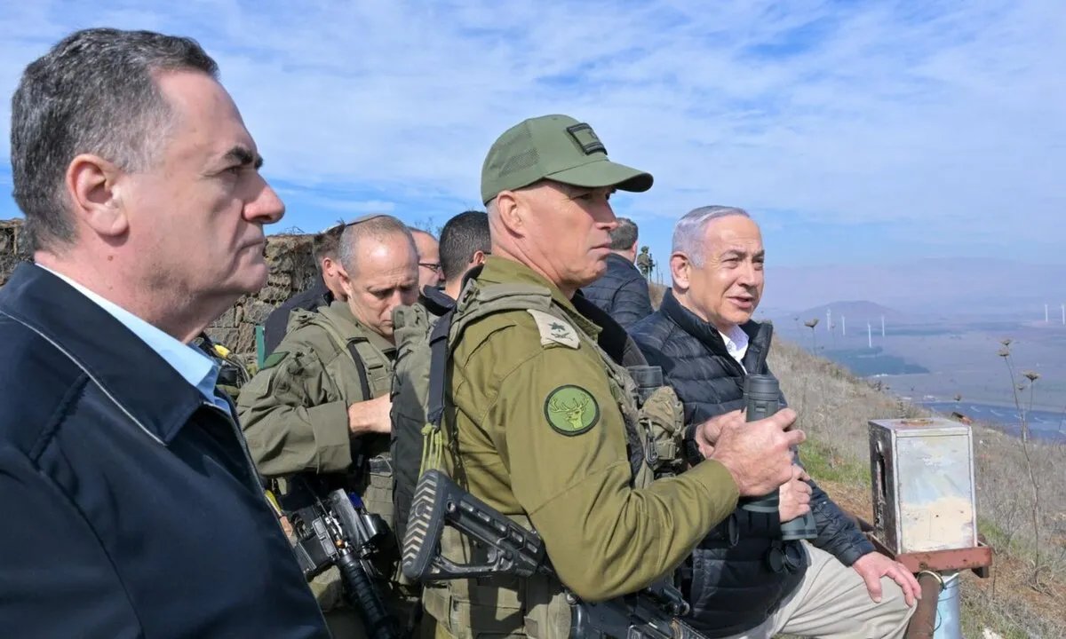 إسرائيل تشن غارة في سوريا "لحماية الدروز" وتوجه رسالة تحذير للنظام