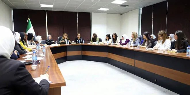 وزيرة الشؤون الاجتماعية تبحث مع المجلس الاستشاري النسائي تعزيز دور المرأة في تحقيق السلم الأهلي بسوريا