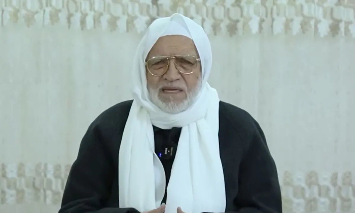 مفتي سوريا يحذر من الفتنة ويدعو لوقف نزيف الدم السوري على خلفية أحداث جرمانا وصحنايا