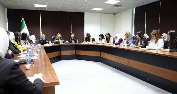 وزيرة الشؤون الاجتماعية تبحث مع المجلس الاستشاري النسائي تعزيز دور المرأة في تحقيق السلم الأهلي بسوريا