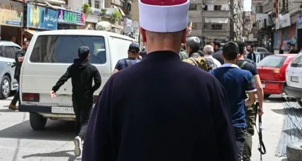 اشتباكات دامية تهز دمشق: قلق على مصير الدروز وتدخلات إقليمية ودولية