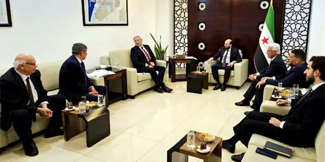 وزير الطاقة يبحث مع "غولف ساند" البريطانية فرص إحياء الاستثمارات النفطية في سوريا