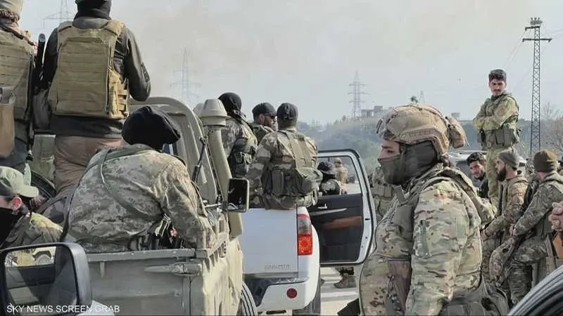 صراع النفط واللامركزية يُهدد اتفاق دمشق و"قسد": إلى أين تتجه العلاقة؟