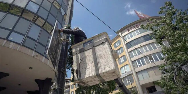 حمص تتجمّل: حملة مكثفة لإزالة الإعلانات المخالفة وتوحيد واجهات المحلات