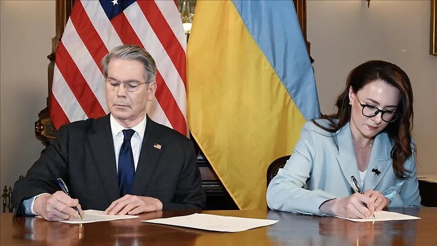مقابل دعم عسكري: واشنطن وكييف توقعان اتفاقية شراكة اقتصادية للوصول إلى الموارد الأوكرانية