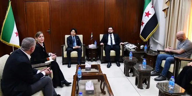 الأشغال العامة و"الموئل" يبحثان التعاون في التدريب والتنمية العمرانية بسوريا