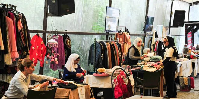 بازار "معاً نصنع الأمل" في دمشق يدعم مشاريع سيدات وأمهات الأيتام