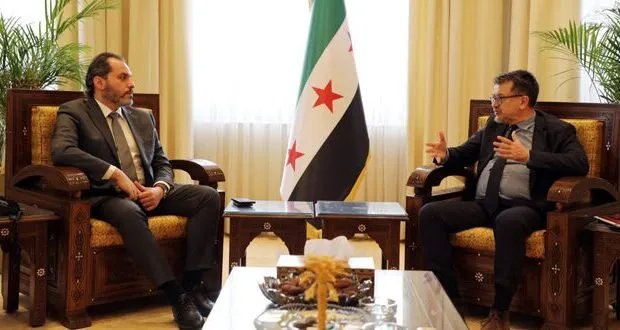 وزير السياحة السوري يبحث مع القائم بالأعمال الإيطالي تعزيز التعاون السياحي بين البلدين