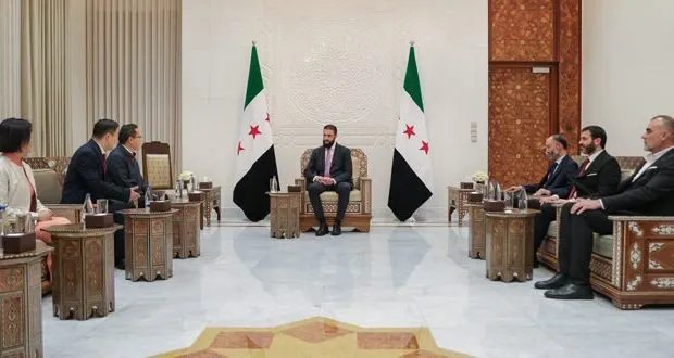 الرئيس الشرع يبحث مع وفد صيني فرص الاستثمار في سوريا